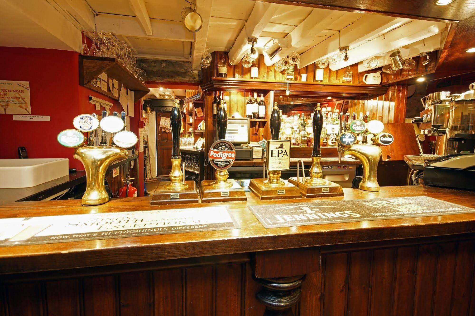 Devonshire Arms Inn Cracoe Eksteriør billede